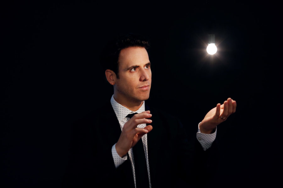 Get Tickets to See the World-Class Mentalist who Already Knows What You’re Thinking