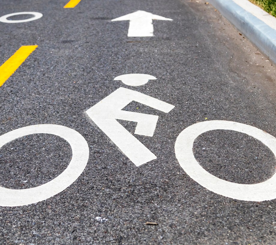 A New Bike Lane Is Coming To Broadway