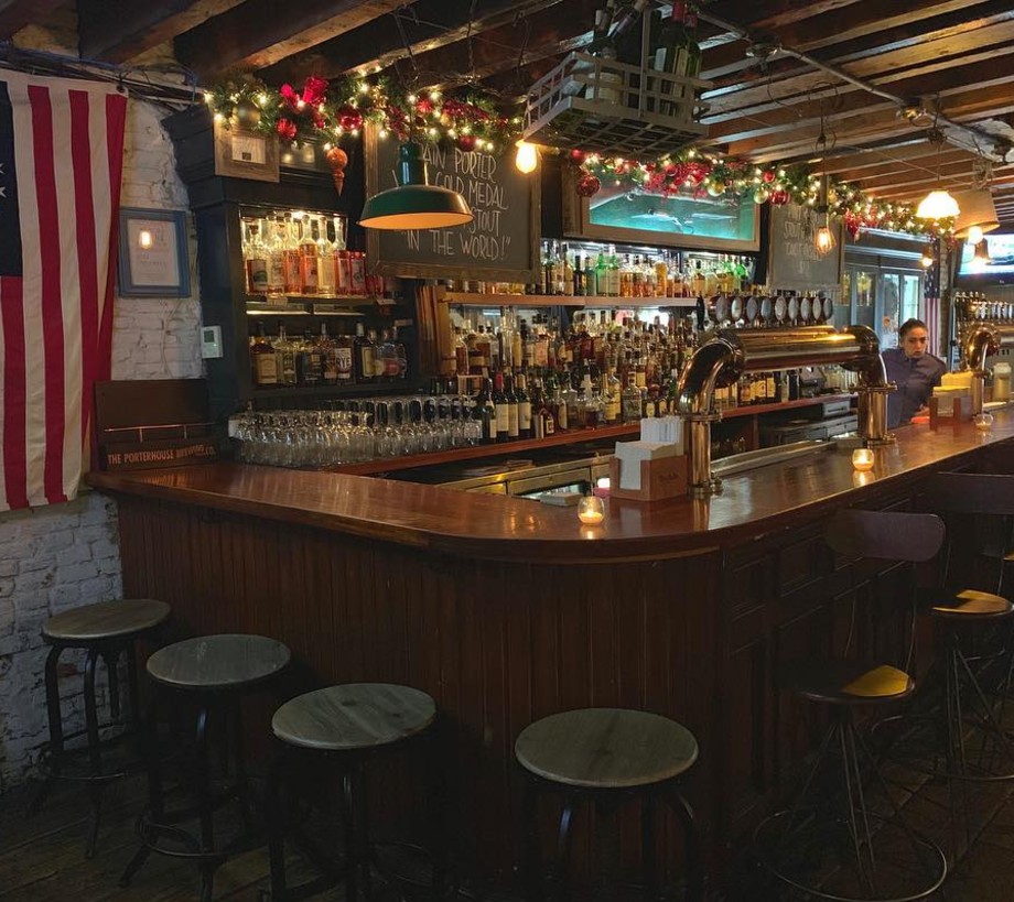 Fraunces Tavern Returns With Outdoor Dining, Virtual Trivia Night
