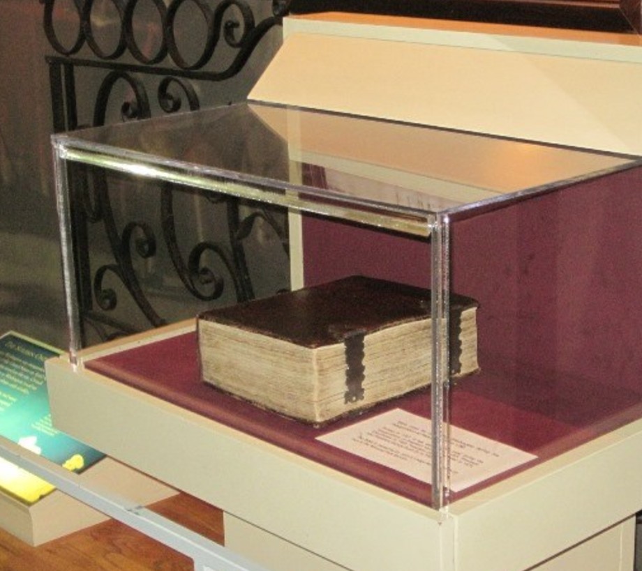 Federal Hall Has the Bible That George Washington Used to Take the Oath of Office