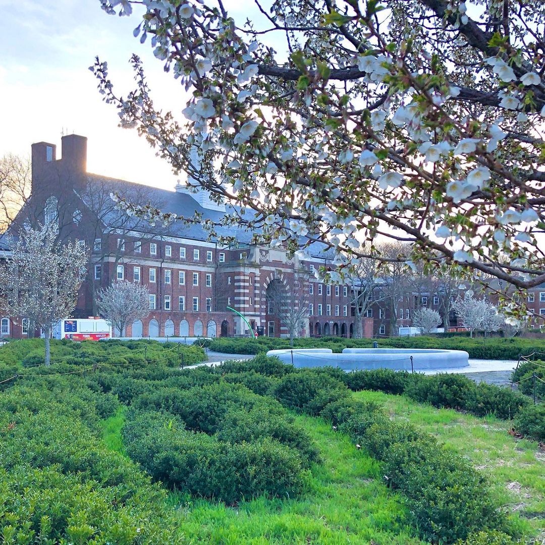 Governors Island To Bring Back Glamping, Exhibitions and The Jazz Age Lawn Party