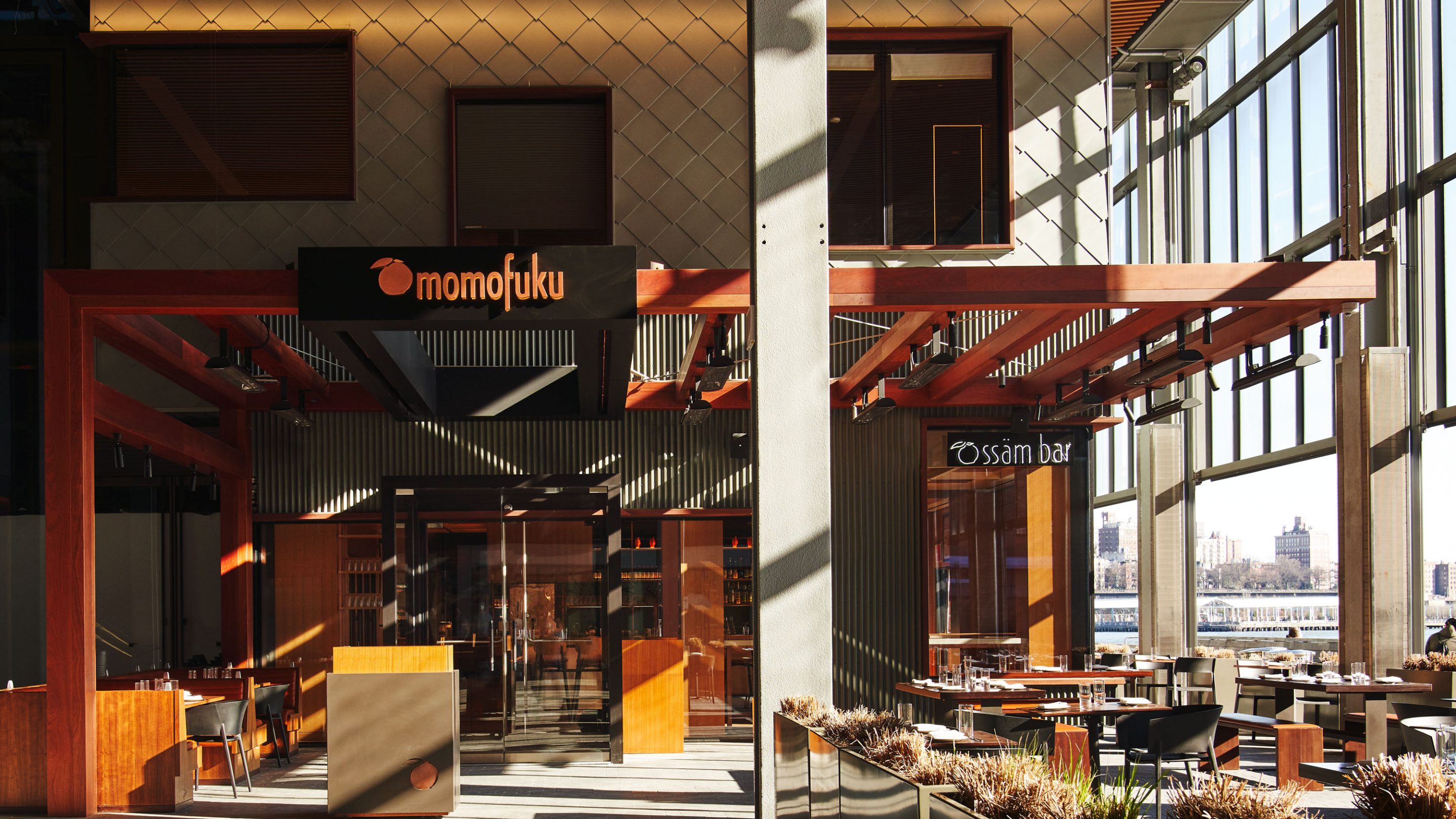 Momofuku Ssäm Bar Opens At The Seaport