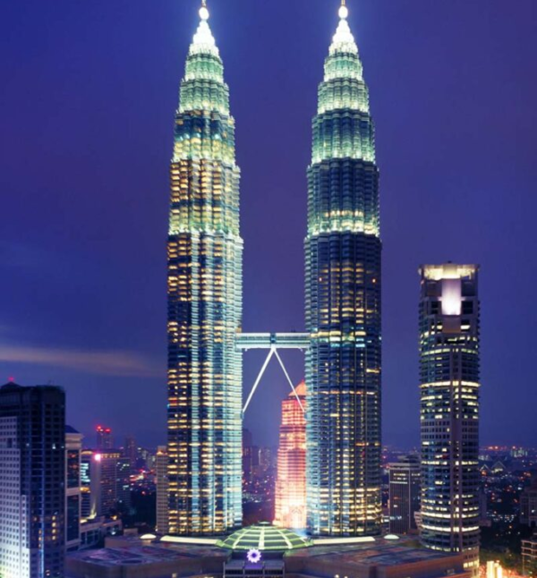 The Primacy of Petronas Towers: Supertalls Go Global