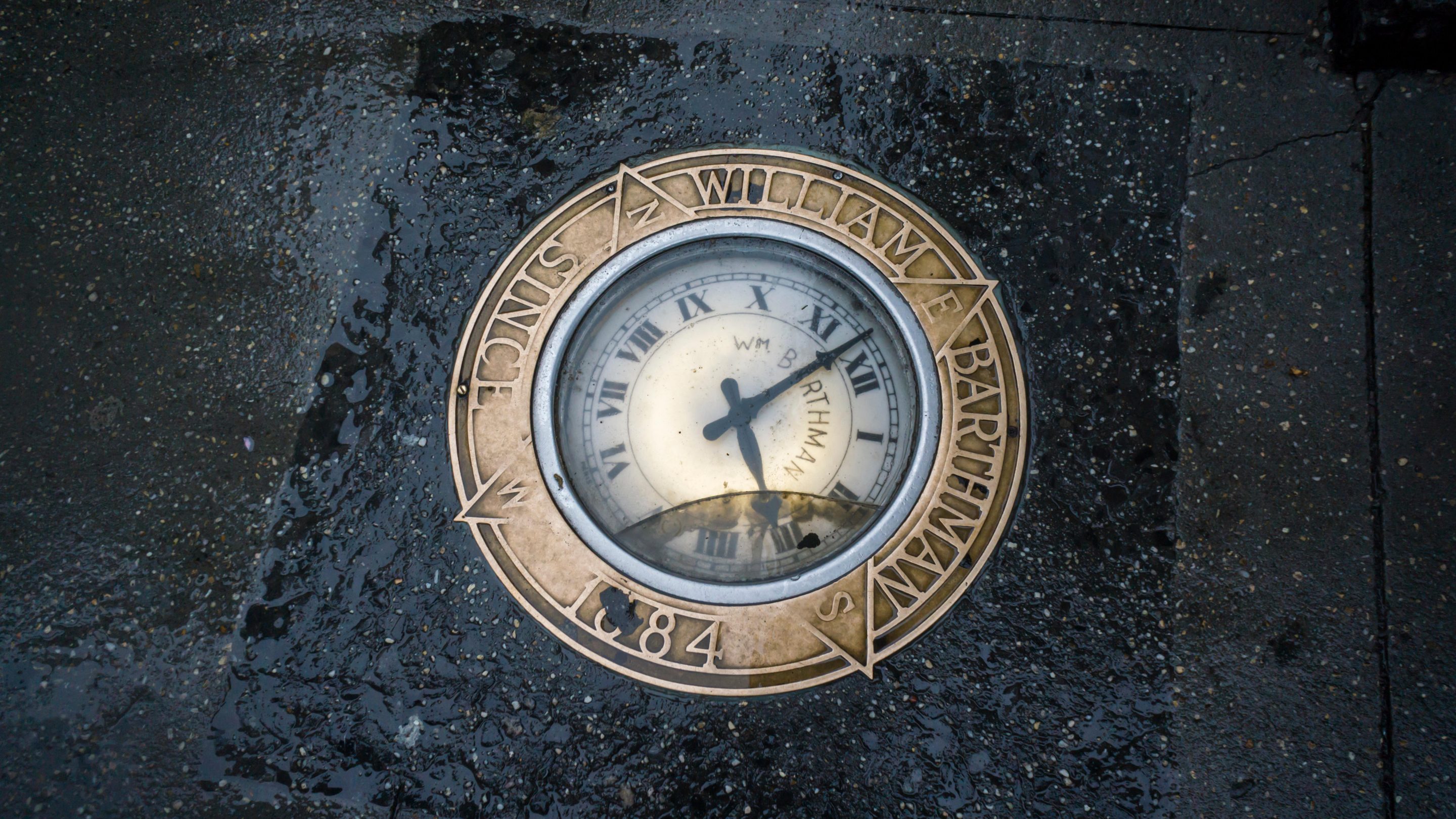 Watch Where You’re Walking! Don’t Miss Lower Manhattan’s Famous Sidewalk Clock