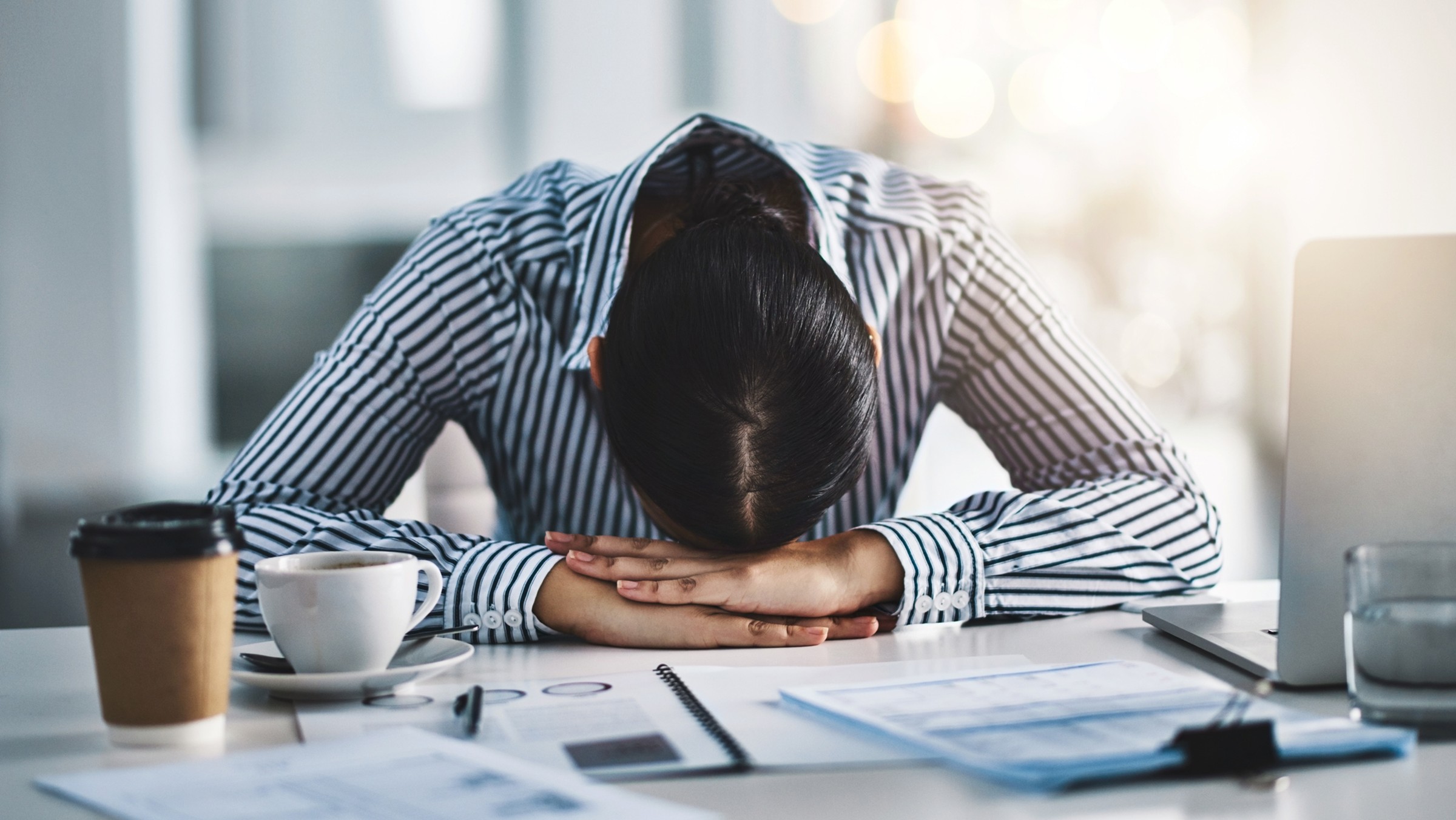 How to Navigate a Toxic Work Environment