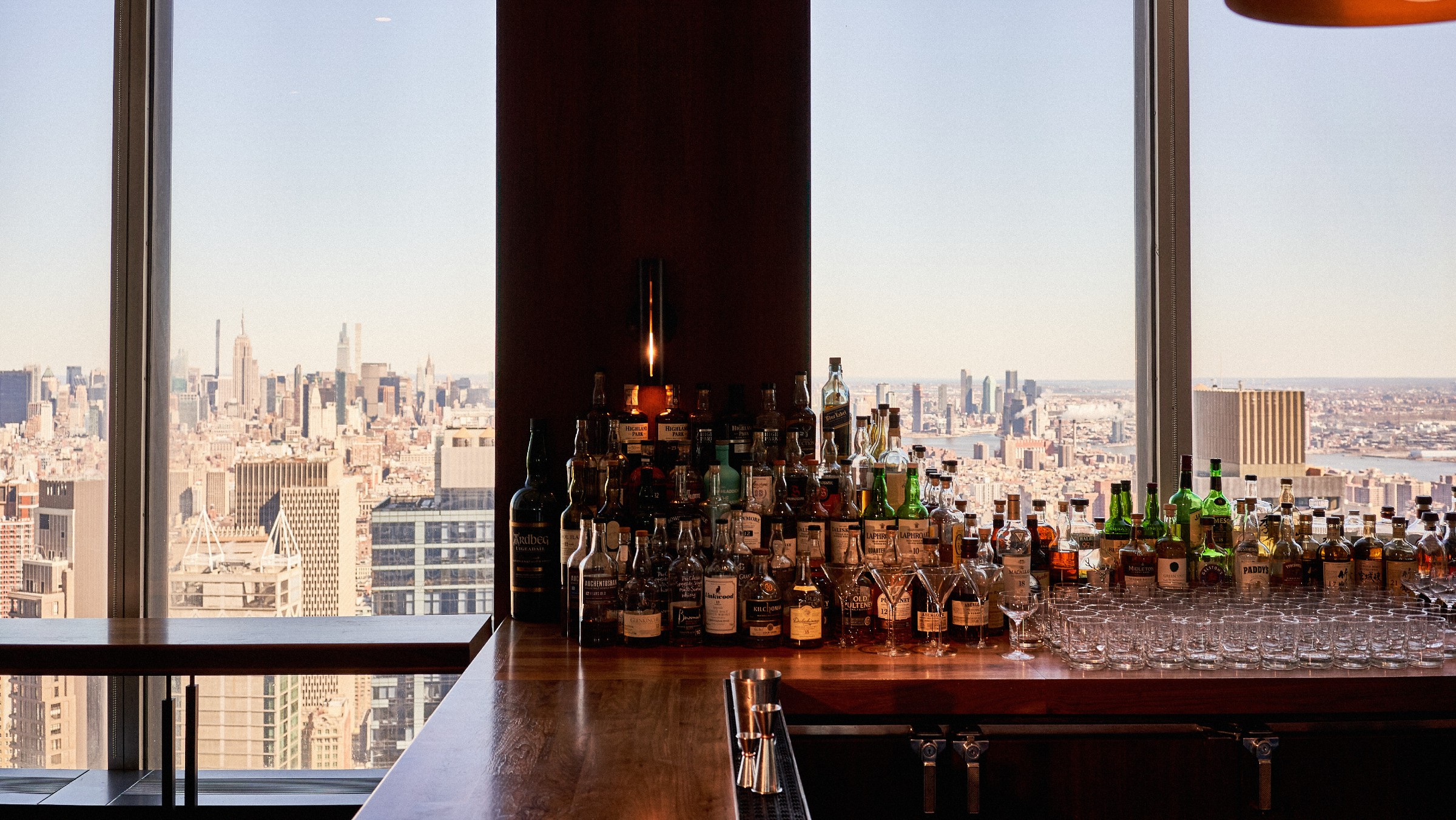 Four Must-Have Cocktails to Celebrate Manhatta’s Return