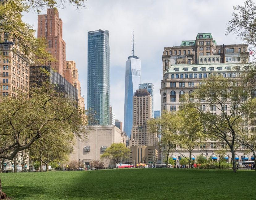 Want to Work Outside Today? Take Advantage of Lower Manhattan’s Free Outdoor Wi-Fi Spots