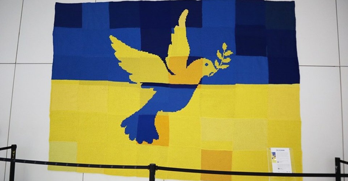Come See the “Peace For Ukraine” Mural at The Oculus