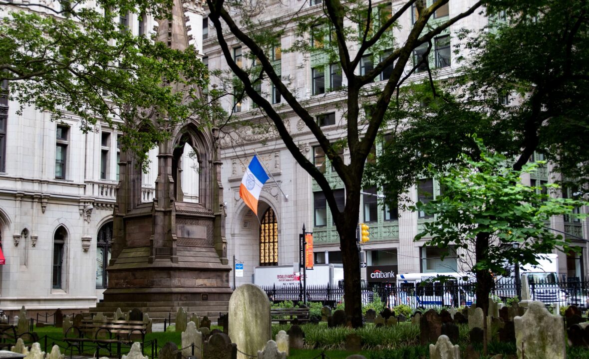Find Out Where the Bodies Are Buried in This “Life & Death” Walking Tour