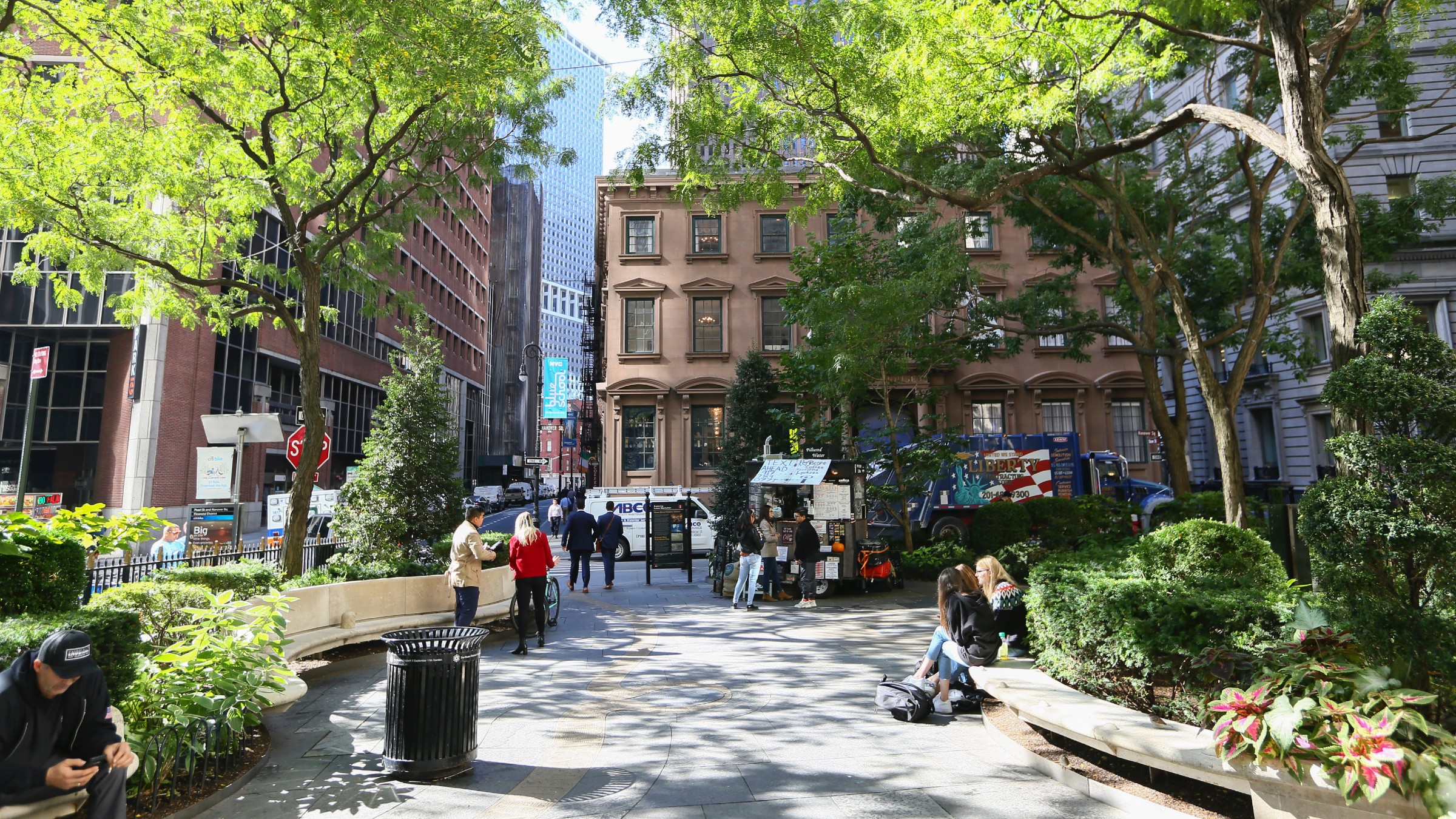 Lower Manhattan Has a Ton of Free Outdoor Wi-Fi