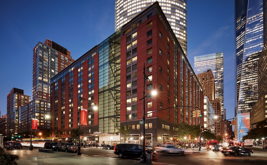 Singer-Songwriter Raye Is Performing a Surprise Show in Lower Manhattan TONIGHT!