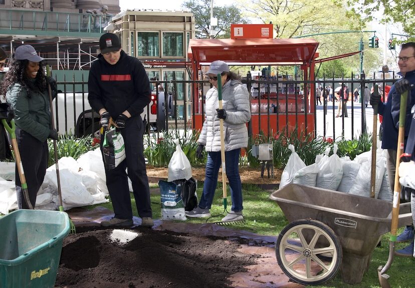 Volunteer With Us to Get Bowling Green Park Ready for Spring 