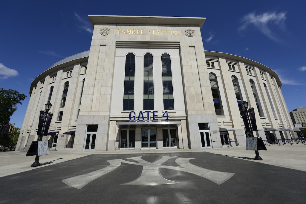 Where to Watch the Yankees vs. Dodgers World Series Downtown