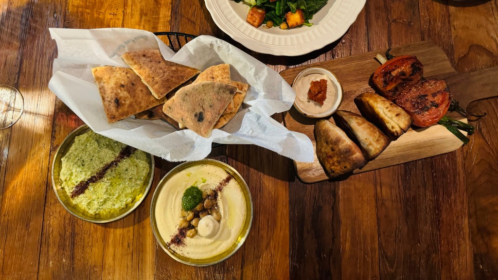 ZiZi Wine Bar’s New Lunch Menu Invites You to Stay a While