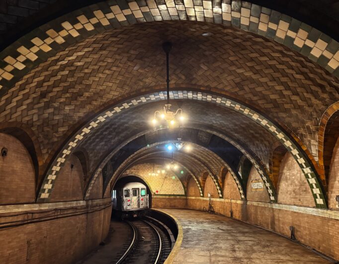 Inside the Long-Abandoned City Hall Subway Station