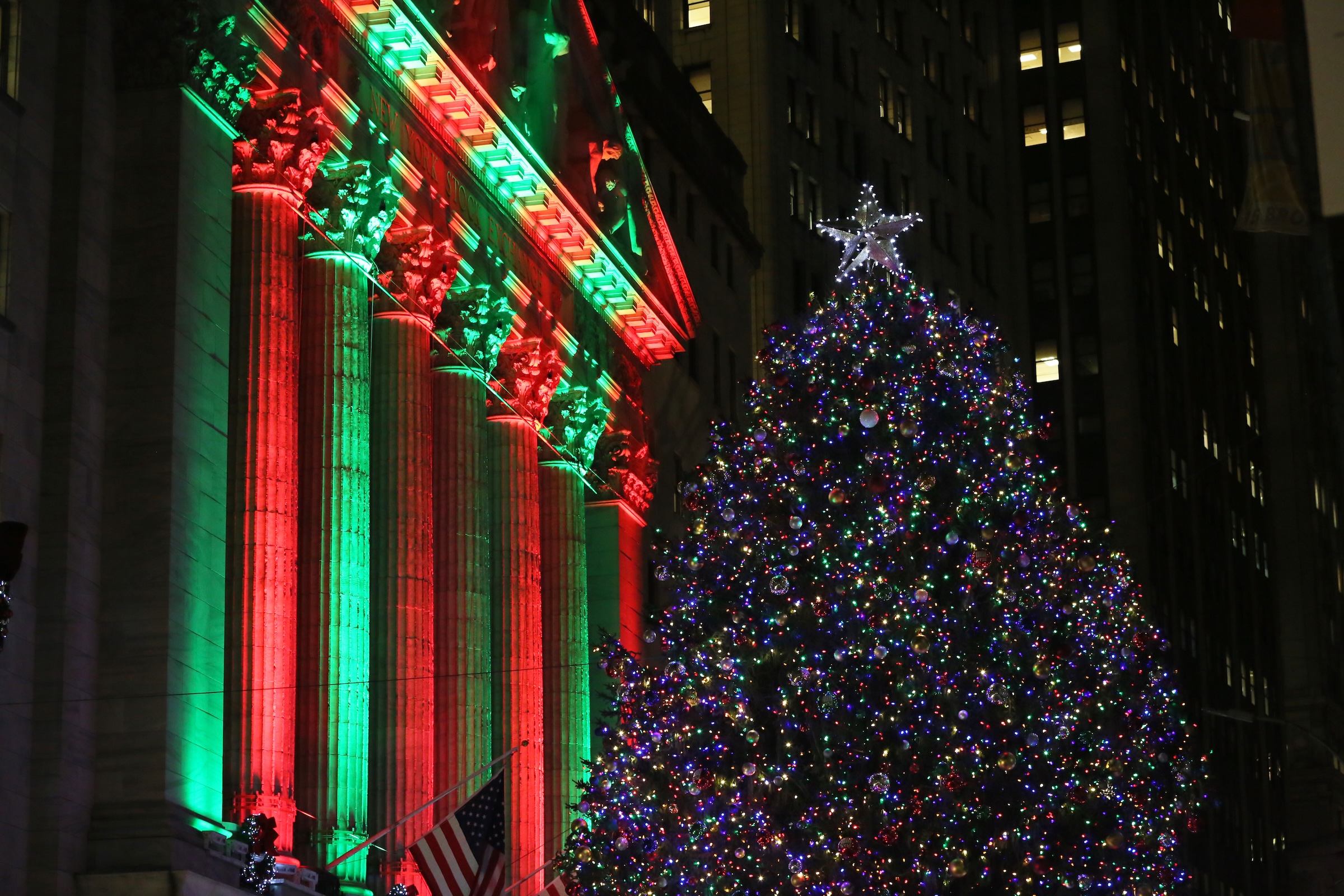 ‘Tis the Season for the NYSE Tree Lighting