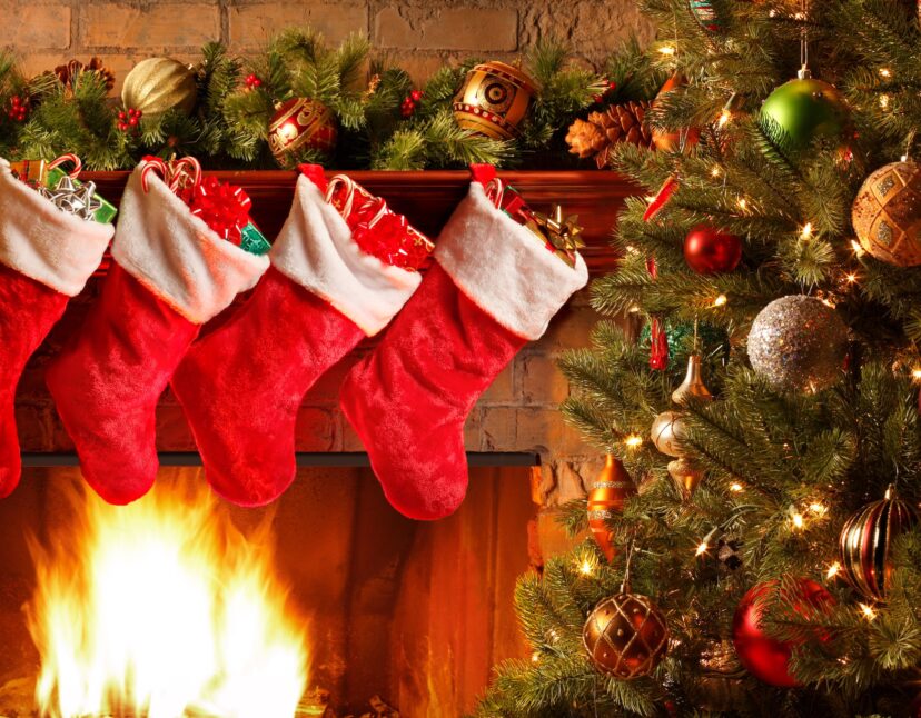 Ho-Ho-How Santa Claus Came to (Down)Town