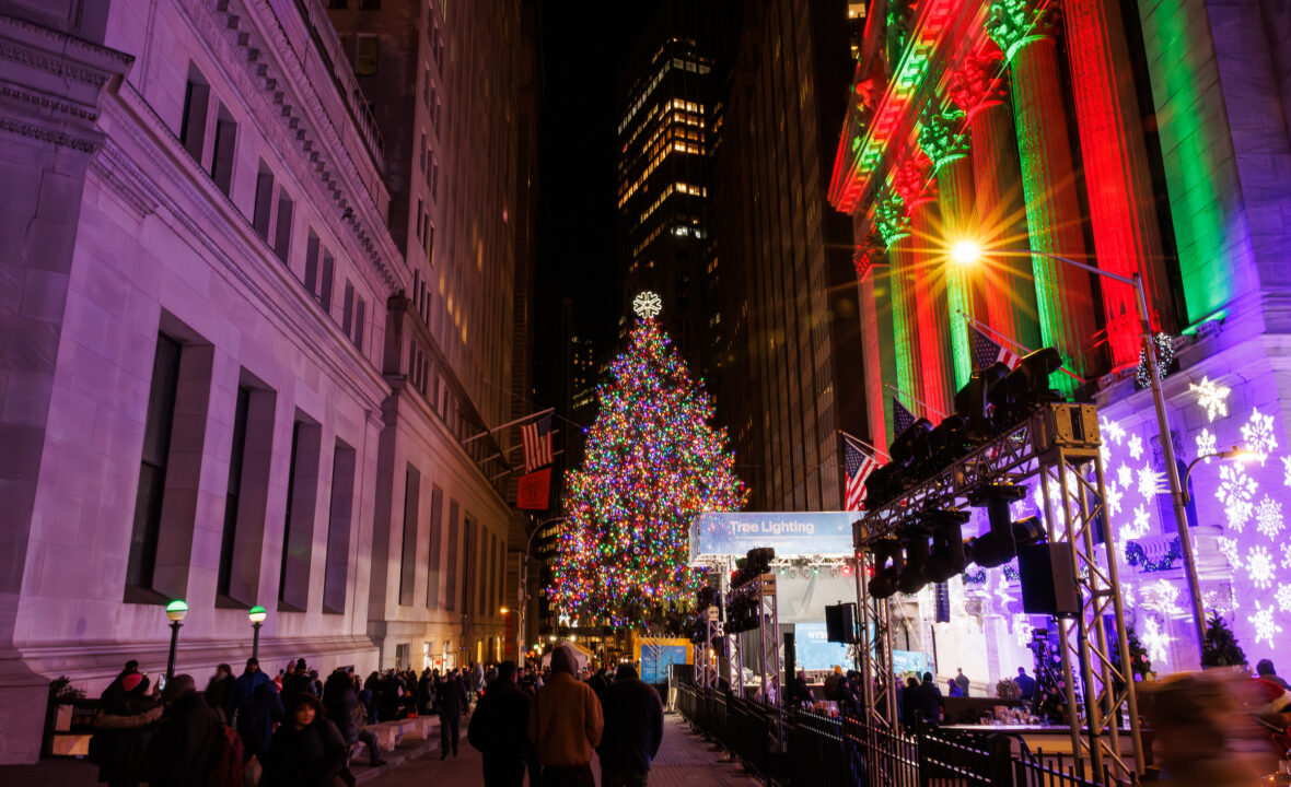 Photos: Lower Manhattan Gets Lit for the Holidays