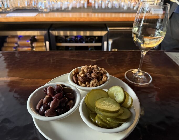 Wine Snobs and Wine-Curious Alike Will Love Freddy’s Tribeca