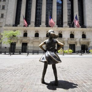 Party With the Fearless Girl at Her Very First Block-Wide Shindig